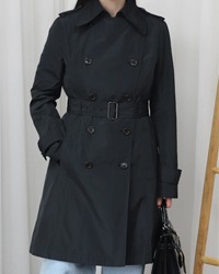 (theory luxe)black trench coat