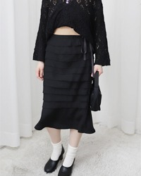 (IKUKO)black frill skirt