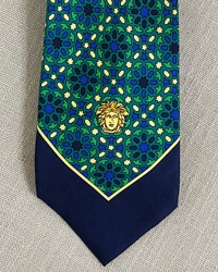 (vercase) necktie / italy
